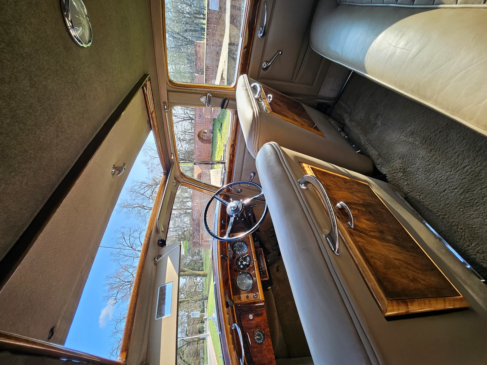 Bentley Mark VI Saloon