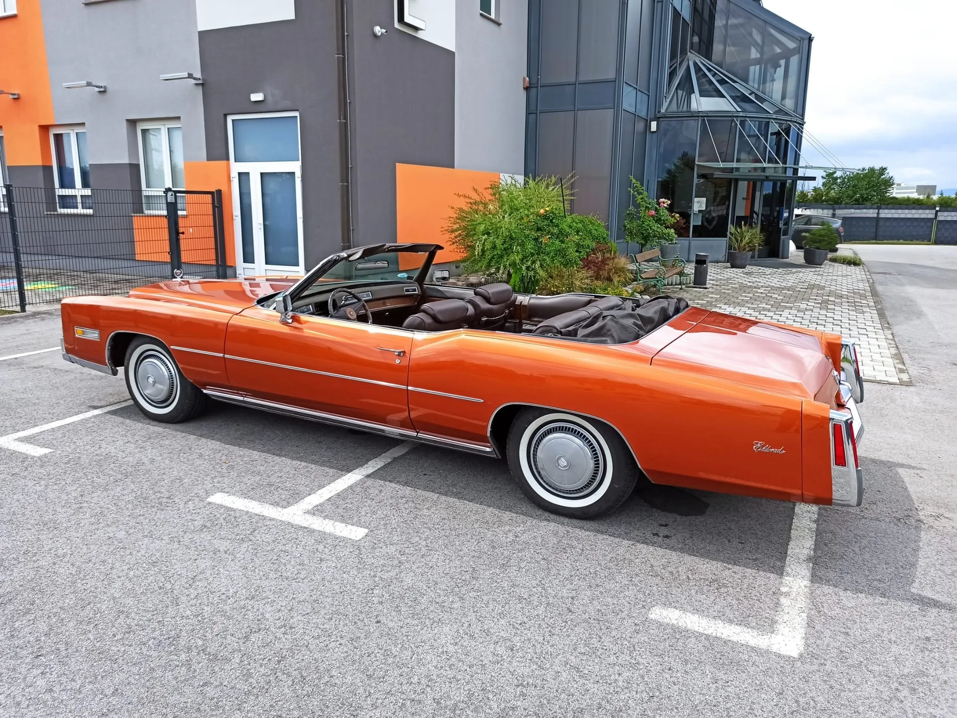 Cadillac Eldorado (Orange)
