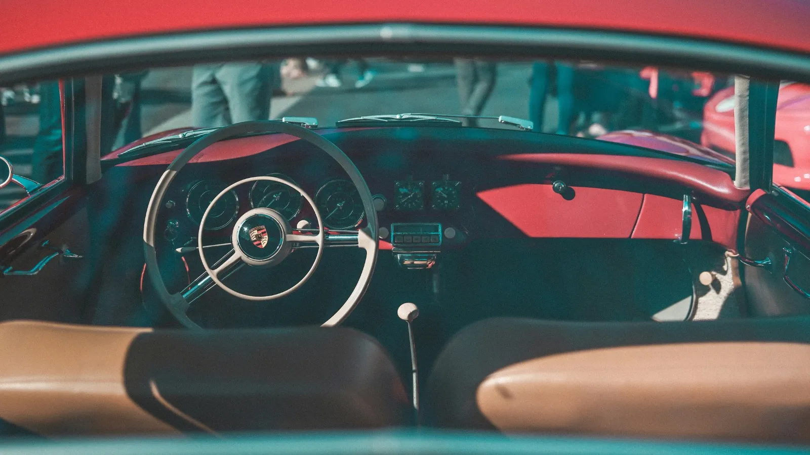 Oldtimer vozilo na jadranskoj obali